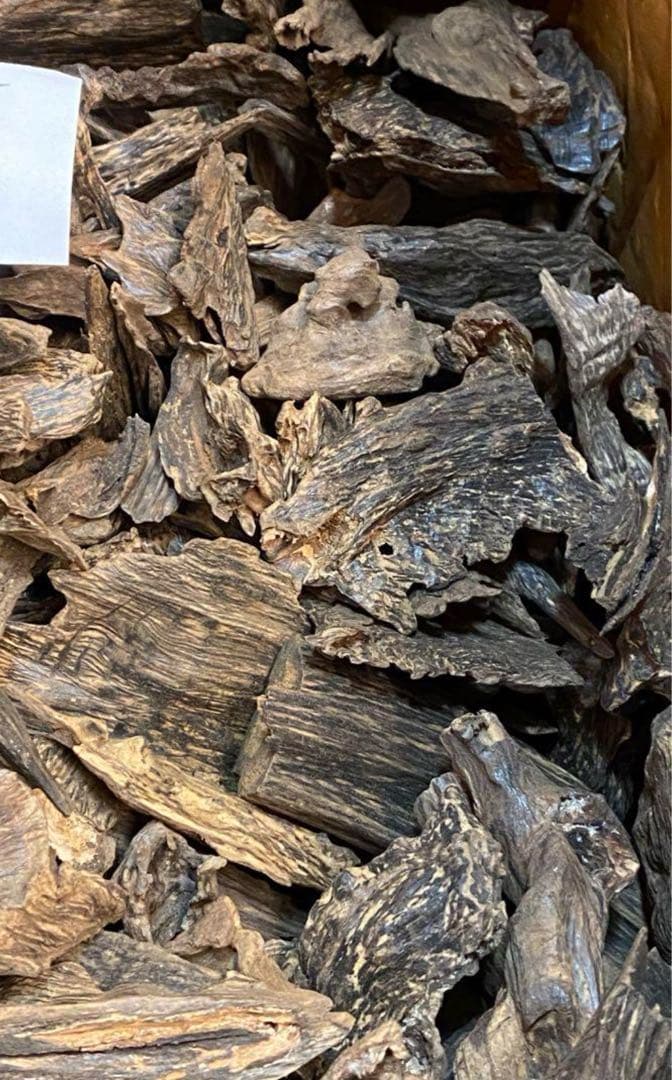 カリマンタン島産 2kg 【#香料樹木材 #沈香樹 #伽羅】 価格相談可