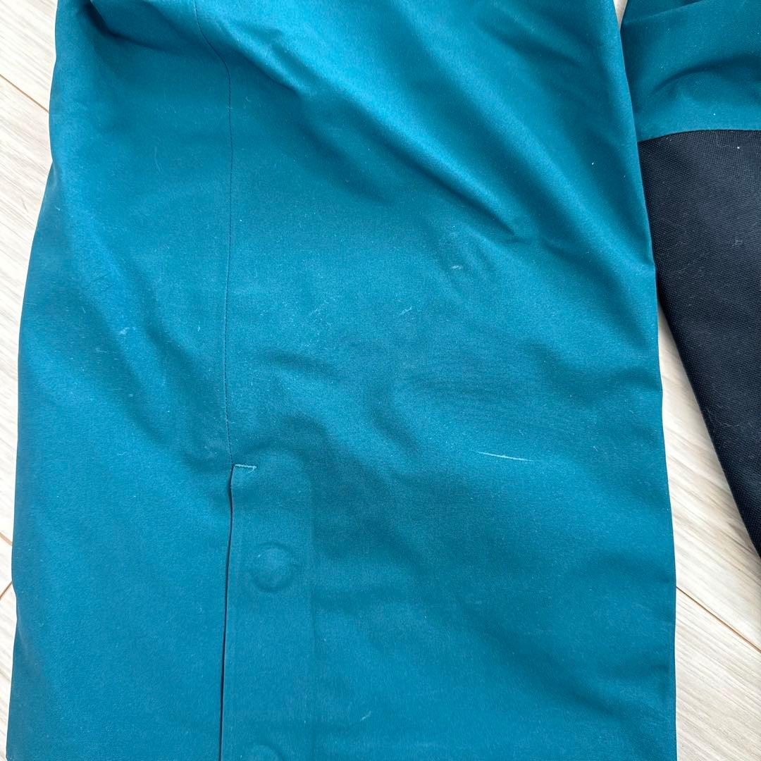 686 ビブパンツ　スキーウェア　スノーボード　シックスエイトシックス