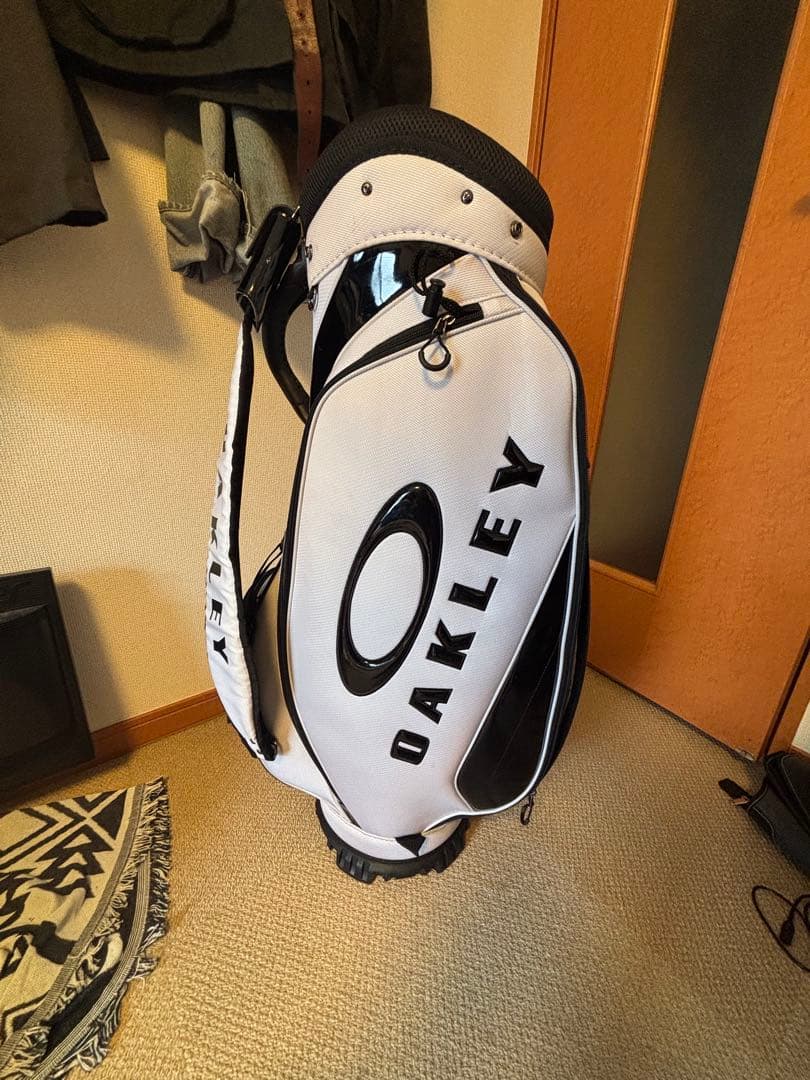 OAKLEY キャディバッグ ホワイト