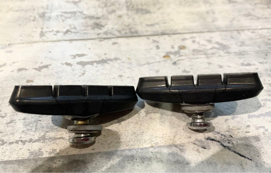 ◆DURAACEデュラエースB-7800キャリパーブレーキ◆ブレーキシューおまけ