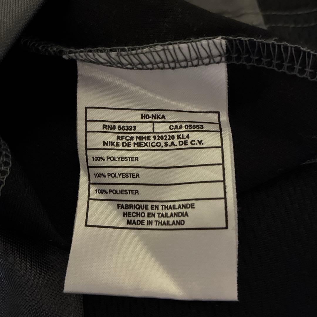 新品Jordan 84番号付きグレーシャツ