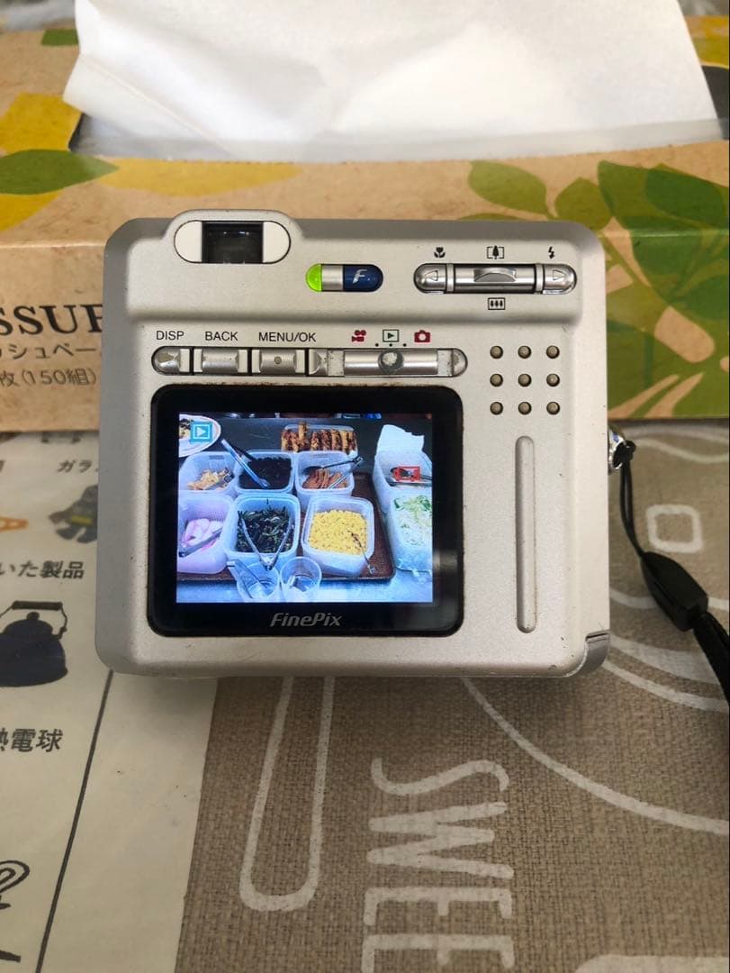 Fujifilm FinePixF420 デジタルカメラXDCard付きジャンク