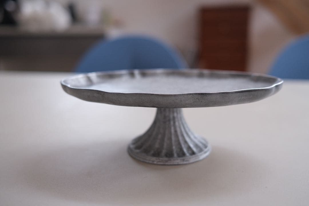 値下げ中！cofe コフェ co+fe 高台プレート 花リム コンポート - メルカリ