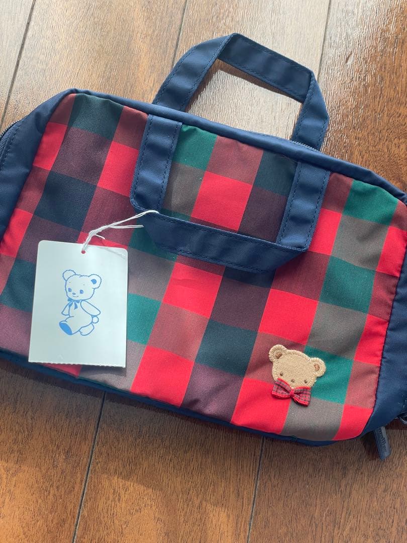 【新品未使用タグ付き】ファミリアチェックポーチ