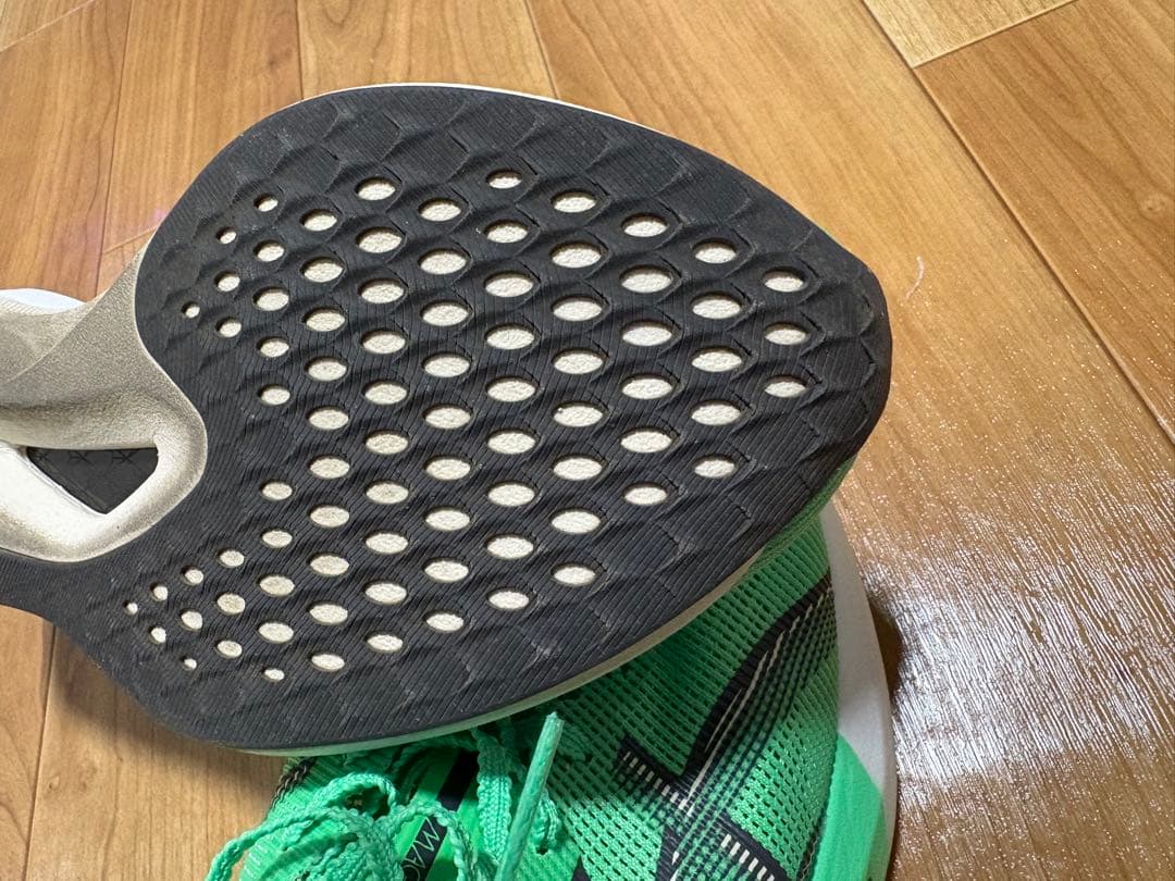 アシックス　マジックスピード5 メンズ27.5cm