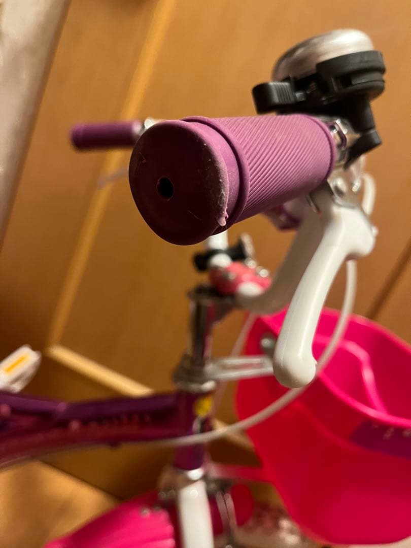 14インチ自転車　補助輪付き