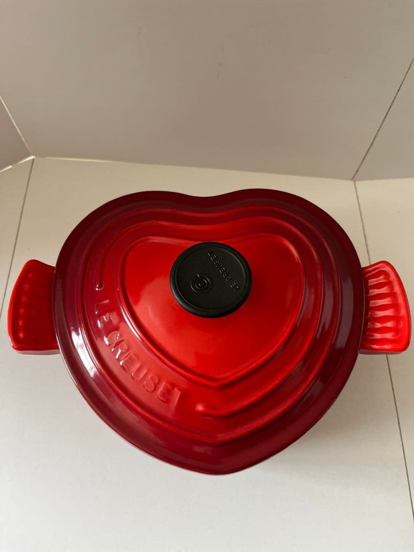 ルクルーゼ　ココットダムール　② チェリーレッド