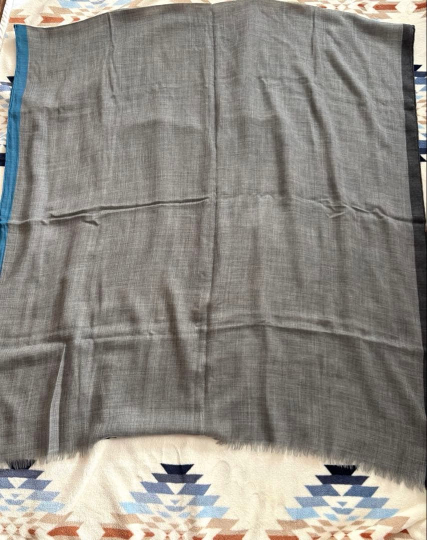 HERMES エルメス 大判ストール 100%カシミア グレー&ブルー フリンジ