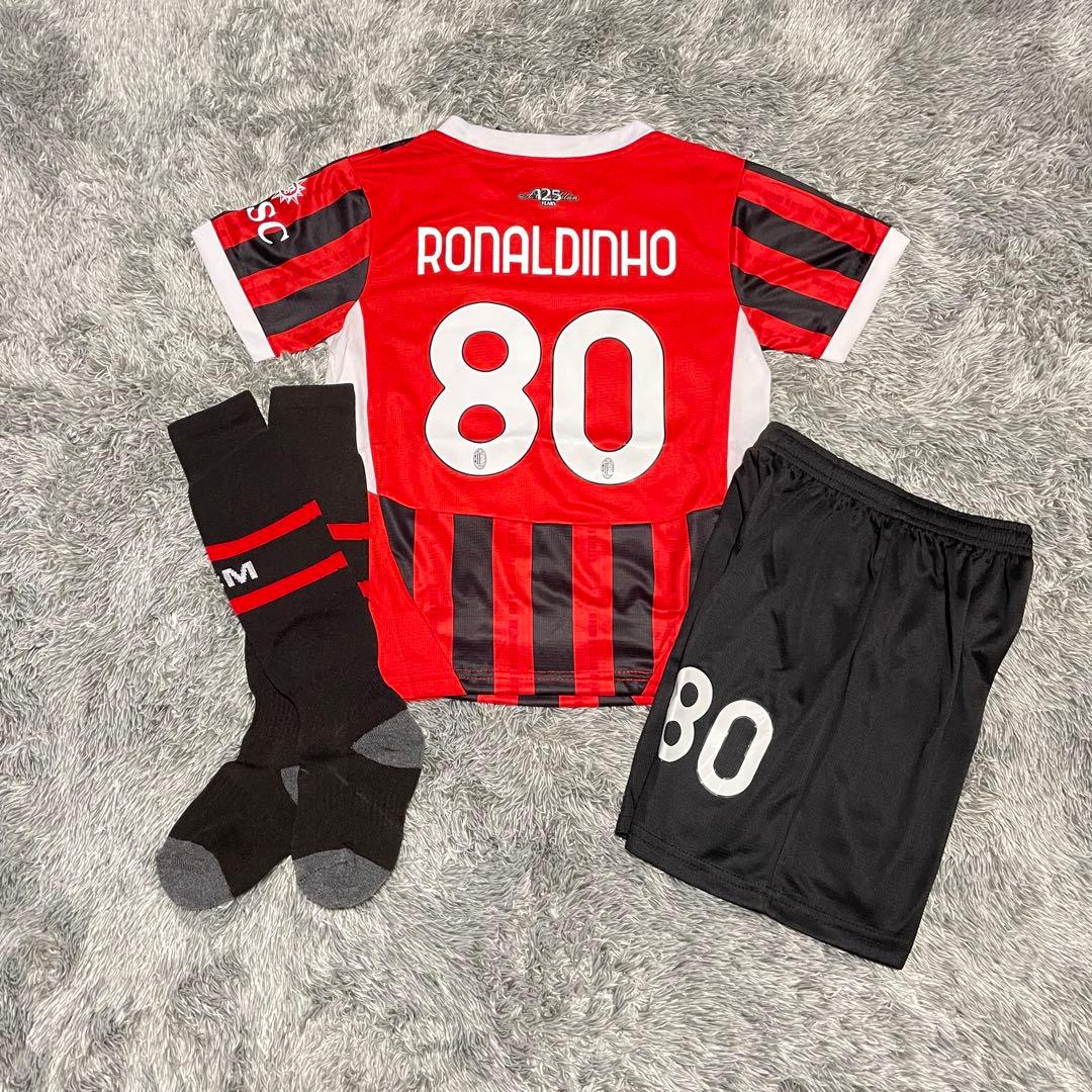 ☆子供150cm☆ ロナウジーニョ ACミラン サッカーユニフォーム 新品