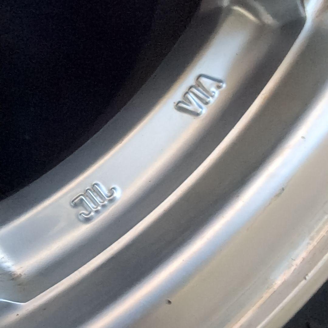 【ぽみ】KEELER ハイエース スタッドレス4本 195/80R15