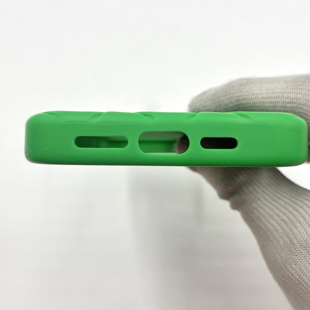 タヌキチ　ボッテガヴェネタ iPhone 16promax シリコンケース