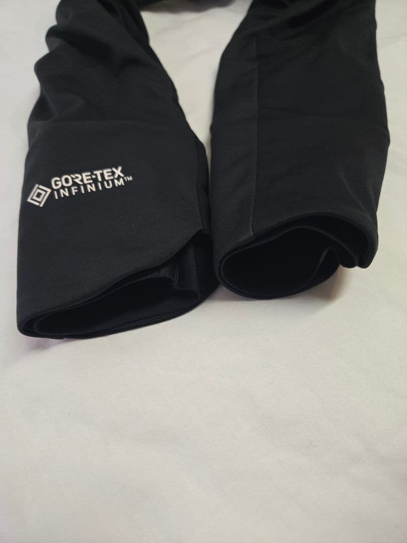 カステリ　GORE-TEX　ウインタージャケット　Mサイズ