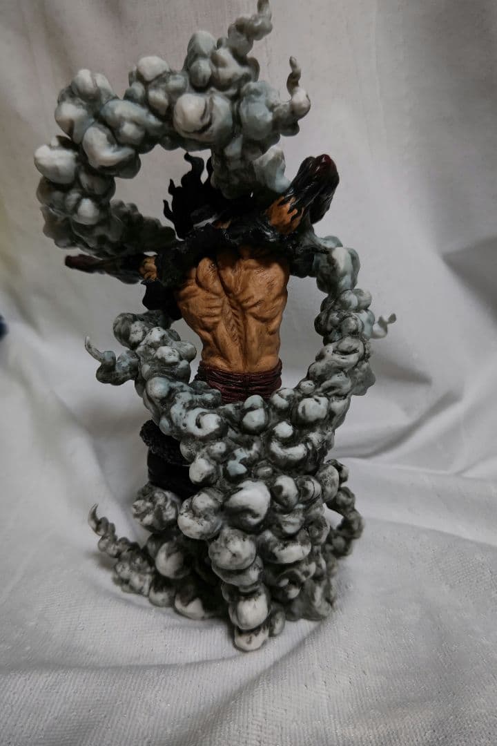 ワンピース 白ひげ胸像 スネイクマン フィギュア - メルカリ