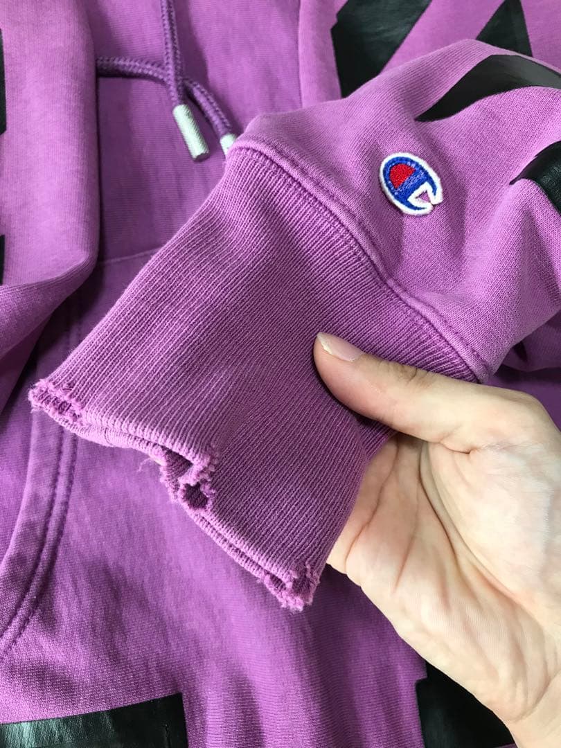 【値下げ対応可能‼️】 Off-White × champion パーカー XS