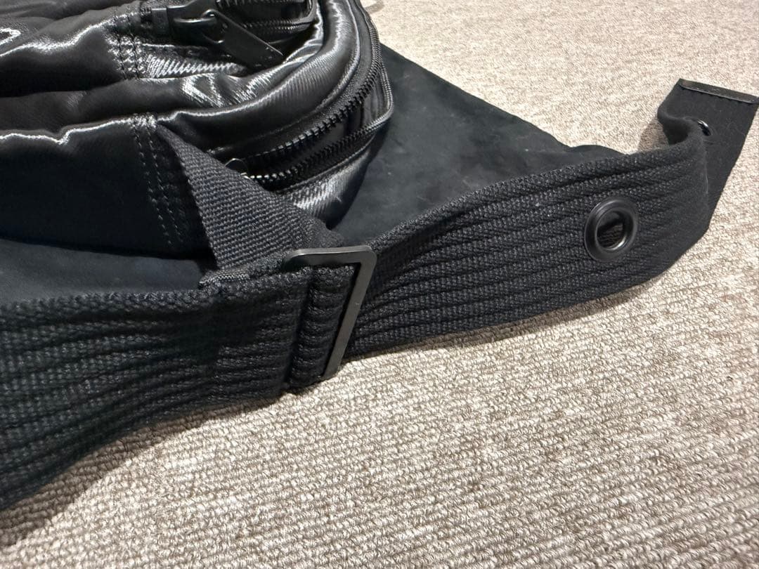 Y-3(ワイスリー) X BODY BAG クロスボディバッグ 23FW 使用浅