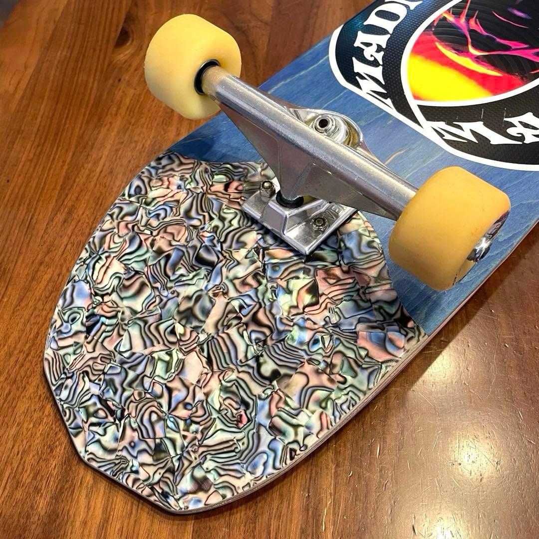 MADNESS マッドネス　極美品　スケボー　スケートボード　ボーンズスイス