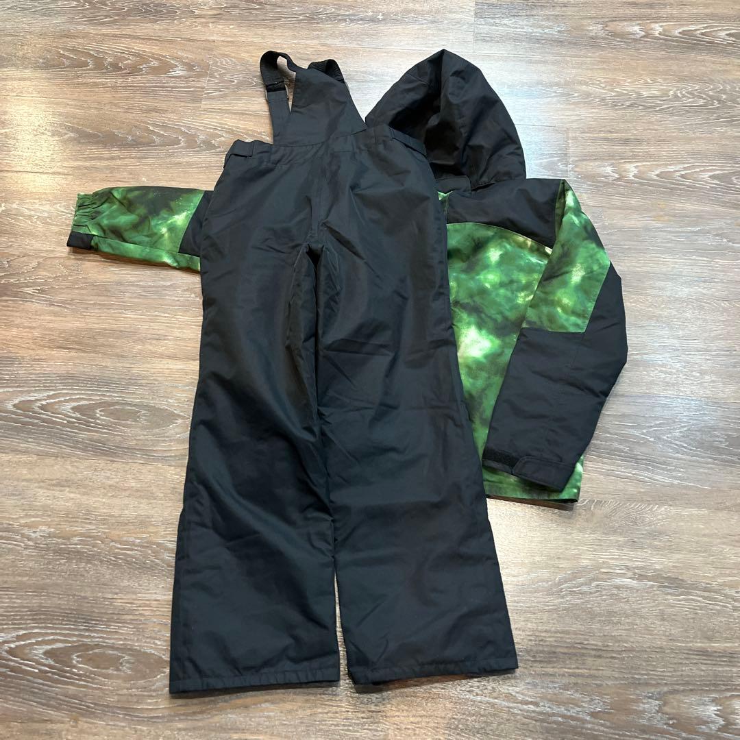 フェニックス 美品　セットアップ　スキーウェア　150 男の子