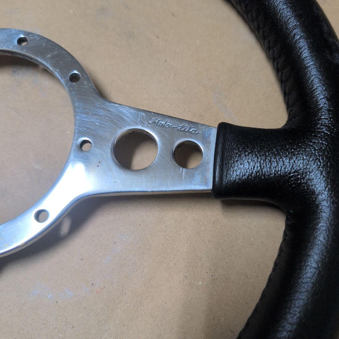 モトリタ　１３インチ　ステアリング　ホーンリングネジ付き