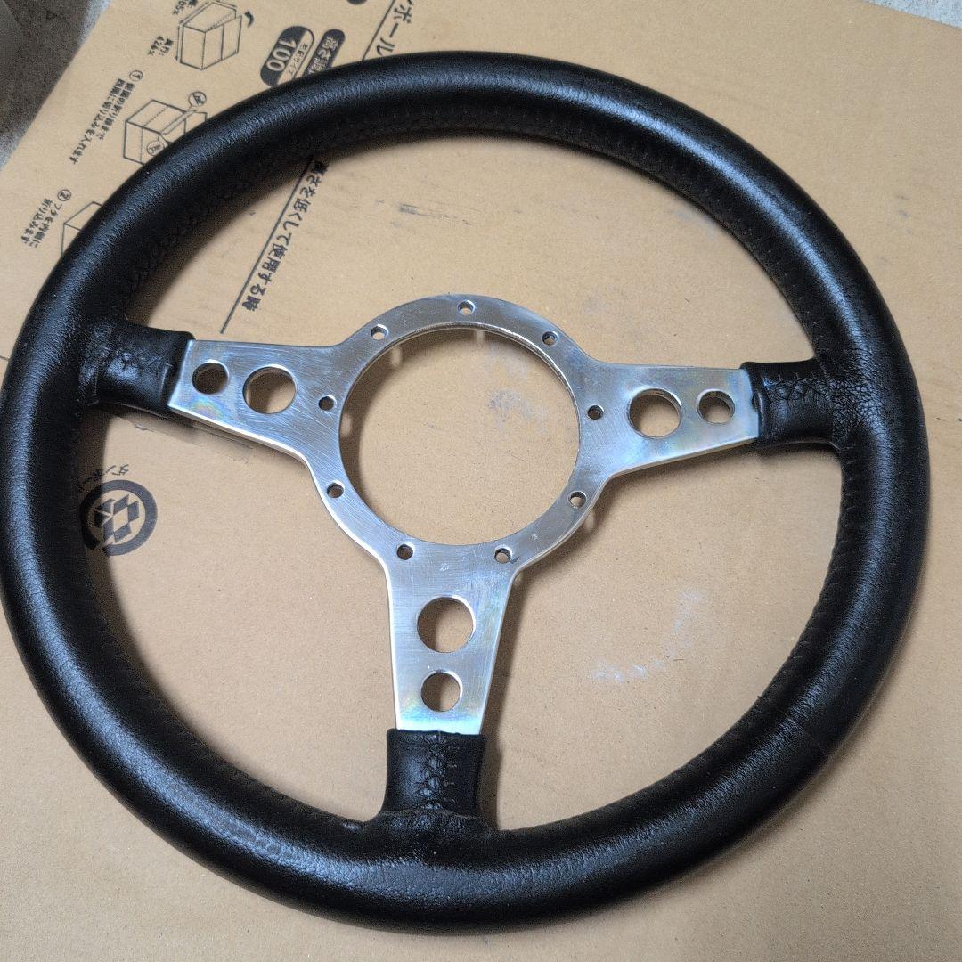モトリタ　１３インチ　ステアリング　ホーンリングネジ付き