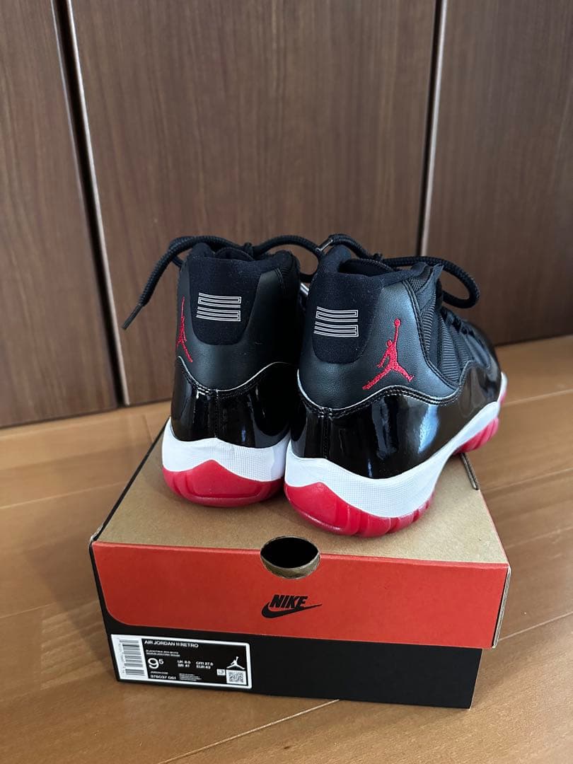 Nike Air Jordan 11 ブラック/レッド 9