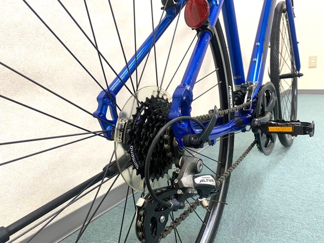 送料無料MERIDA クロスバイク CRDSSLUAY SHIMANO 24速