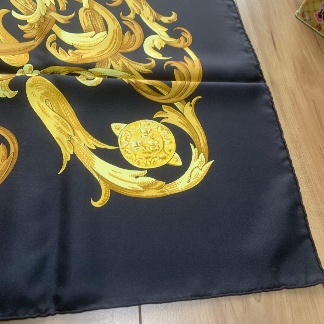 HERMESスカーフ　シルク　カレ90 エルメス