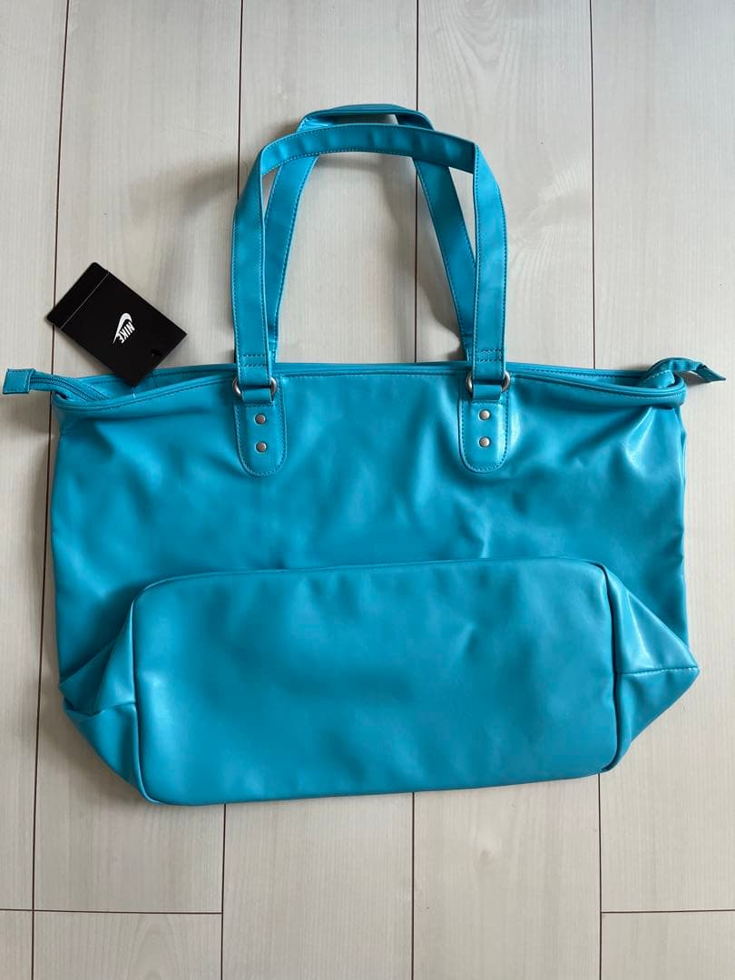 新品　未開封　日本未入荷Nikeジム、デイリーバック　24L