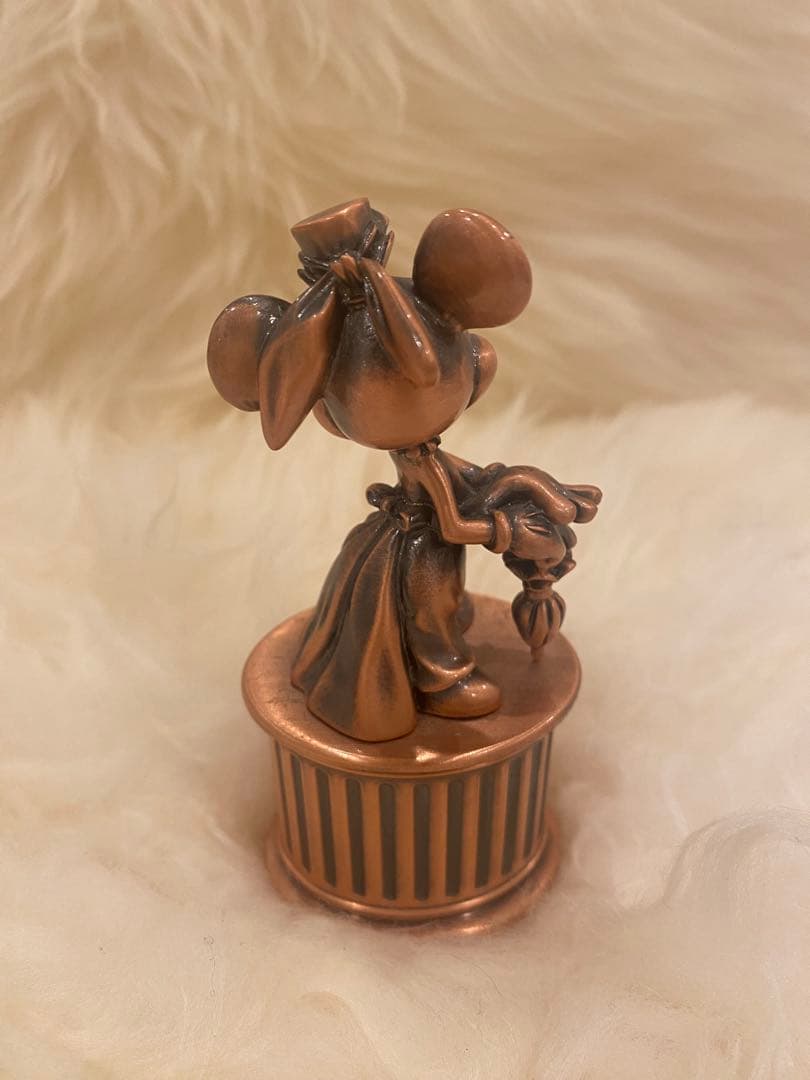 ディズニー ミニー ブロンズ立像