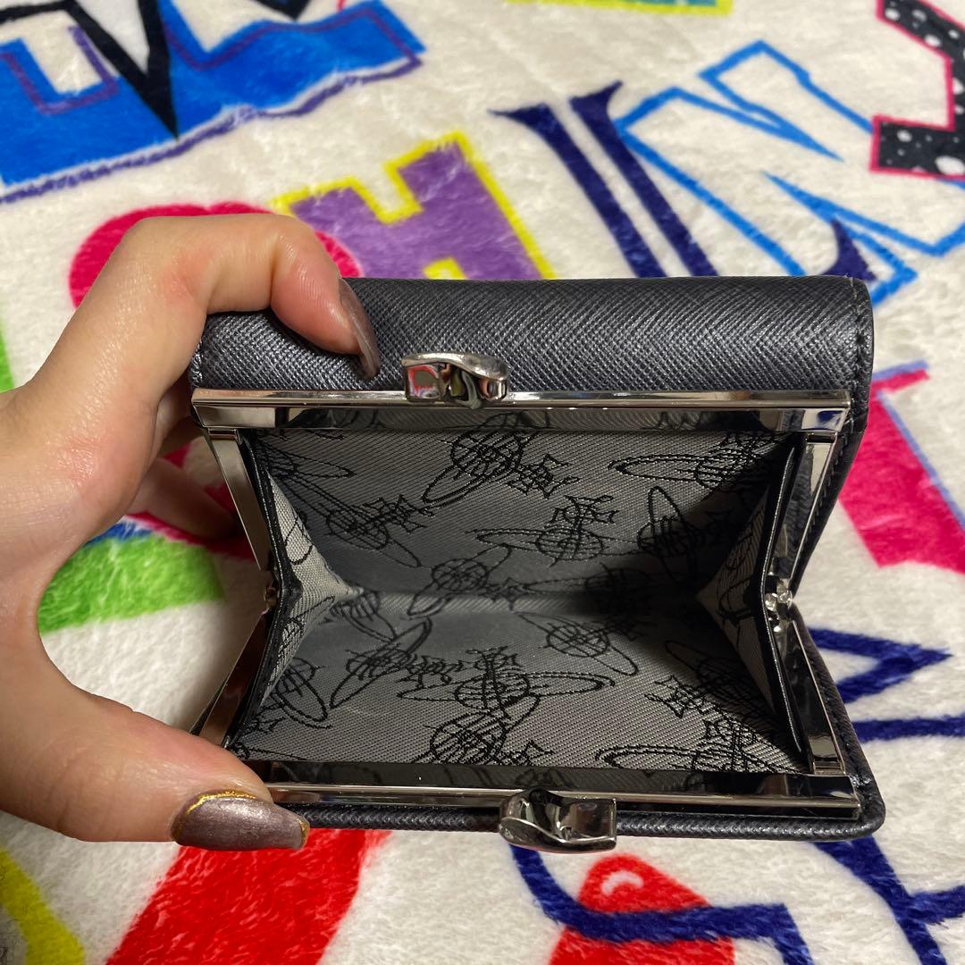 ヴィヴィアン・ウエストウッド　ブラック　三つ折り財布