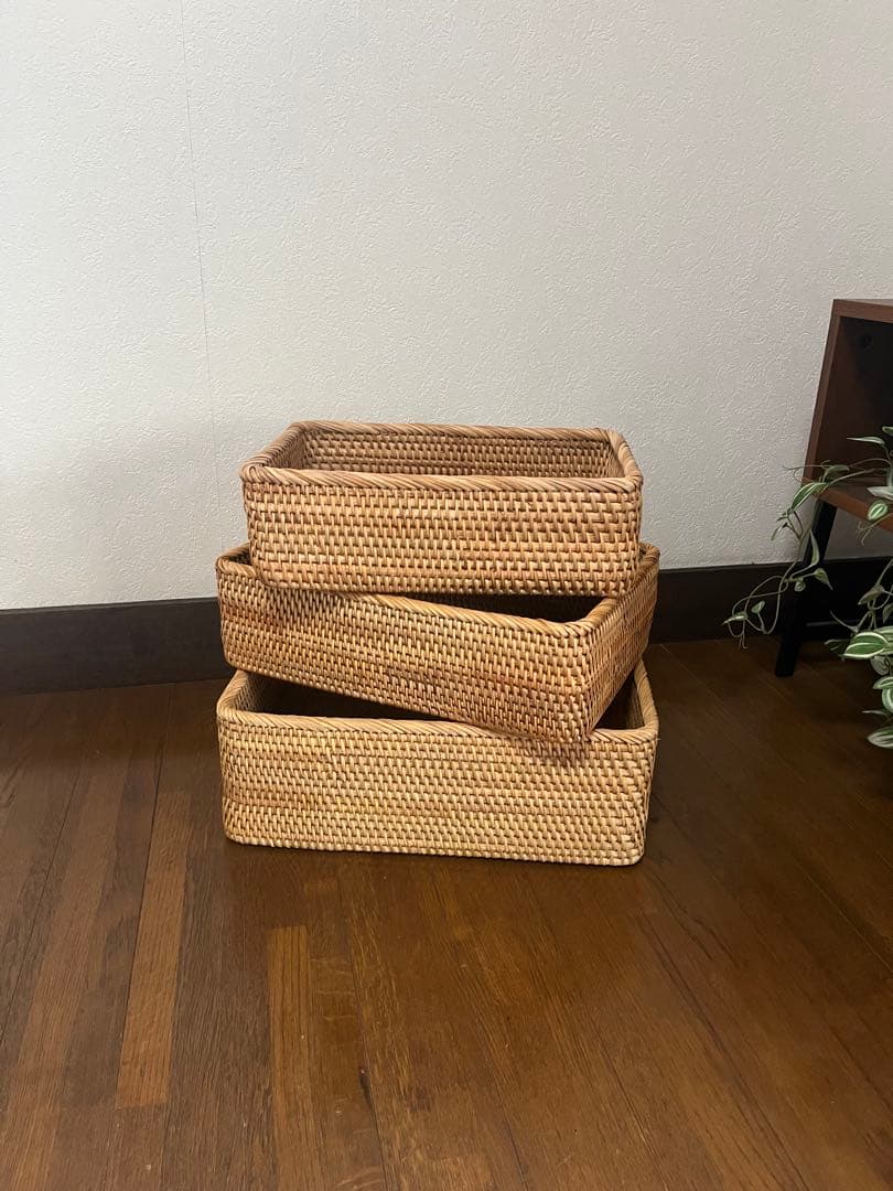 ラタン　カゴ　トレー