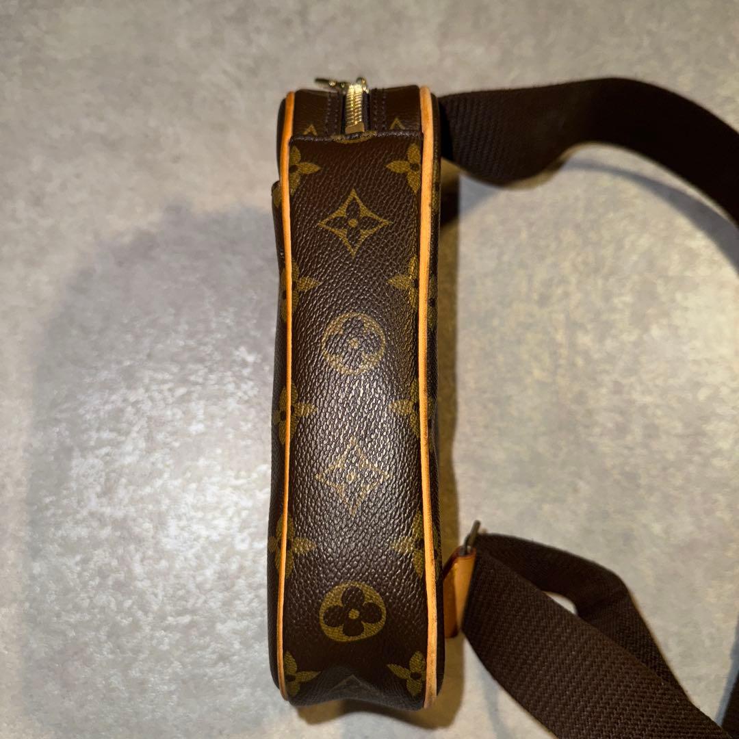 美品　ルイ・ヴィトン ボディバッグ