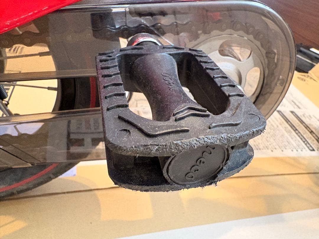 《送料込み》へんしんバイク 12インチ　赤