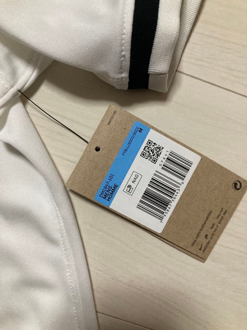 【新品タグ付き】アイントラハトフランクフルト22-23ユニフォーム36番クナウフ