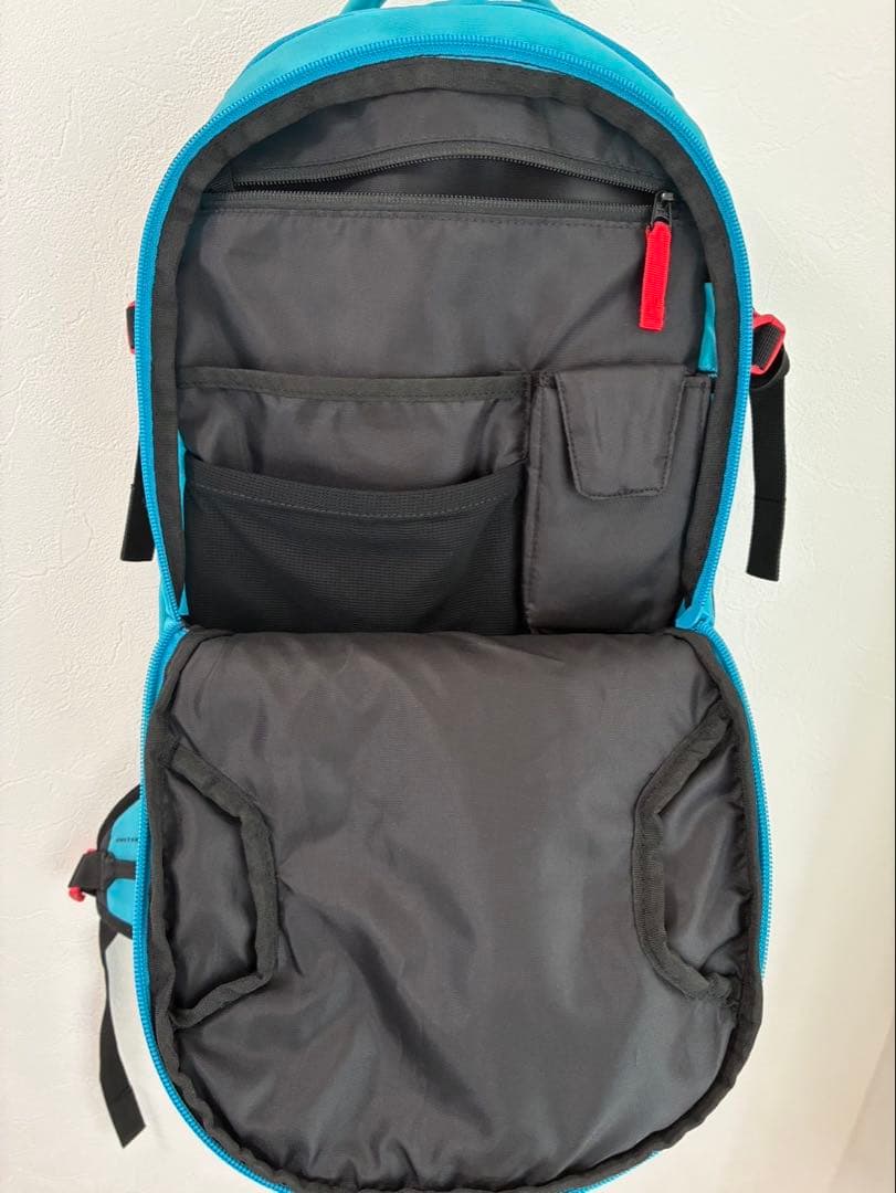 ウィンタースポーツ用リュック 黒　青　アウトドア　ソネ arva_レスキュー