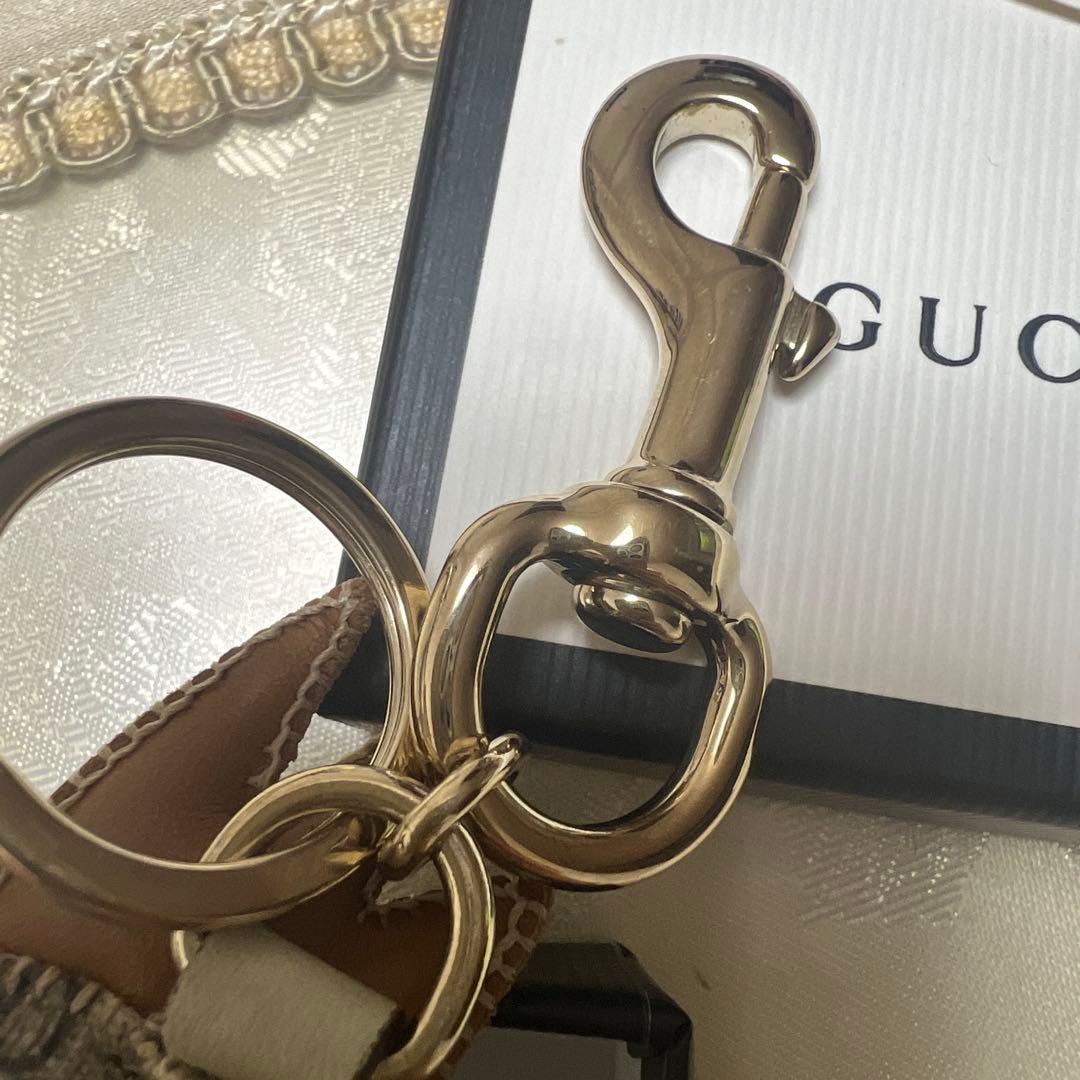 Yumu 様同梱品グッチ パパガッロ オウム バッグチャーム 新品同様