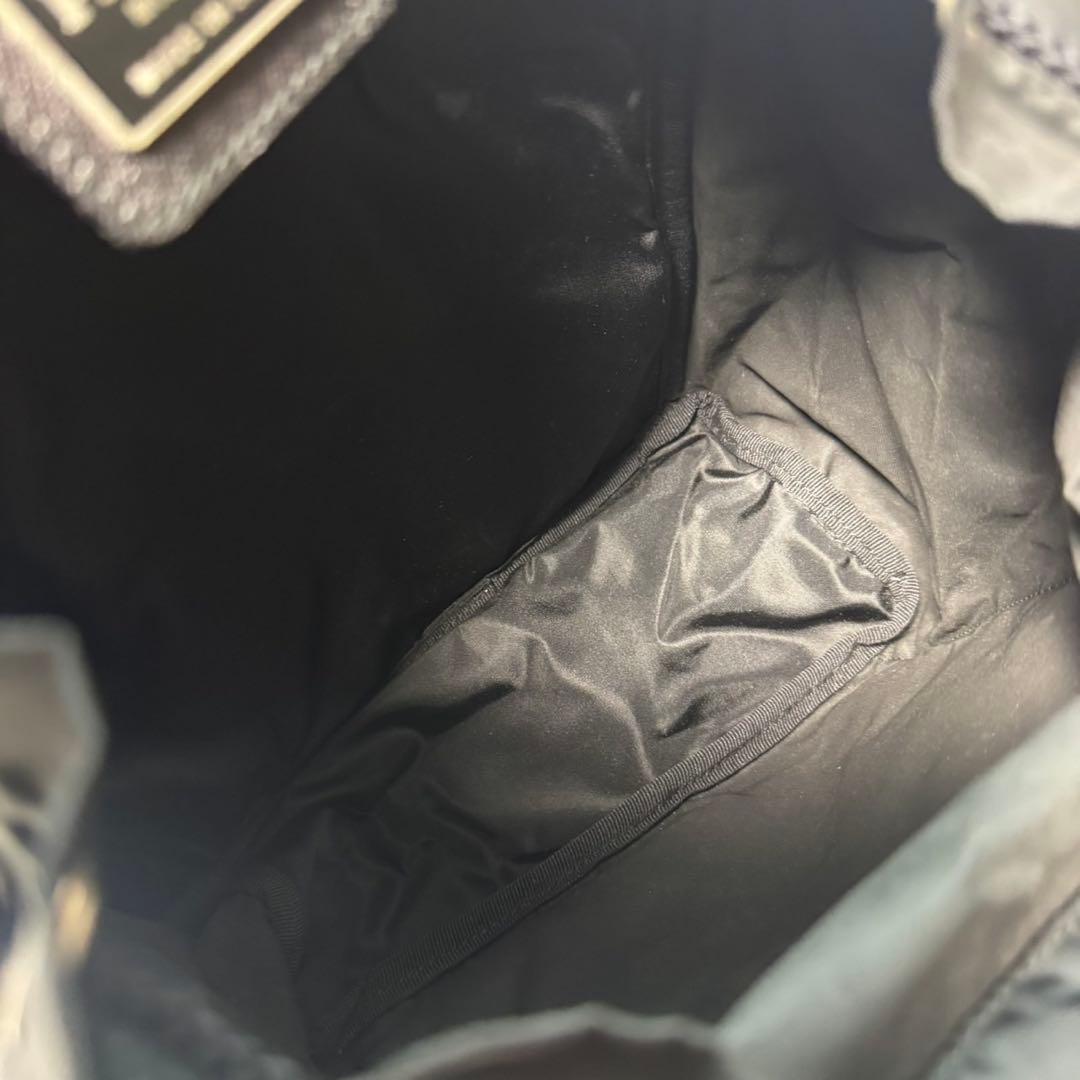 PRADA プラダ リュック 三角プレート テスートナイロン 黒