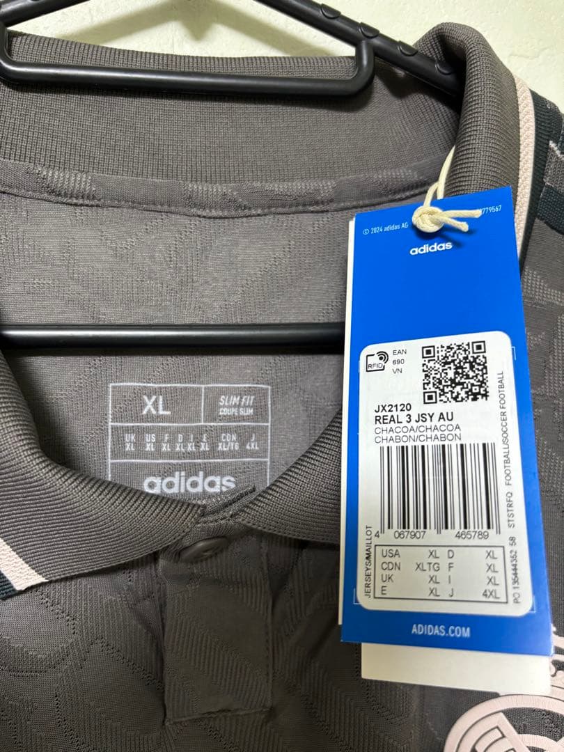 レアルマドリード24/25 #7 ヴィニシウス 3rd オーセンティック - メルカリ