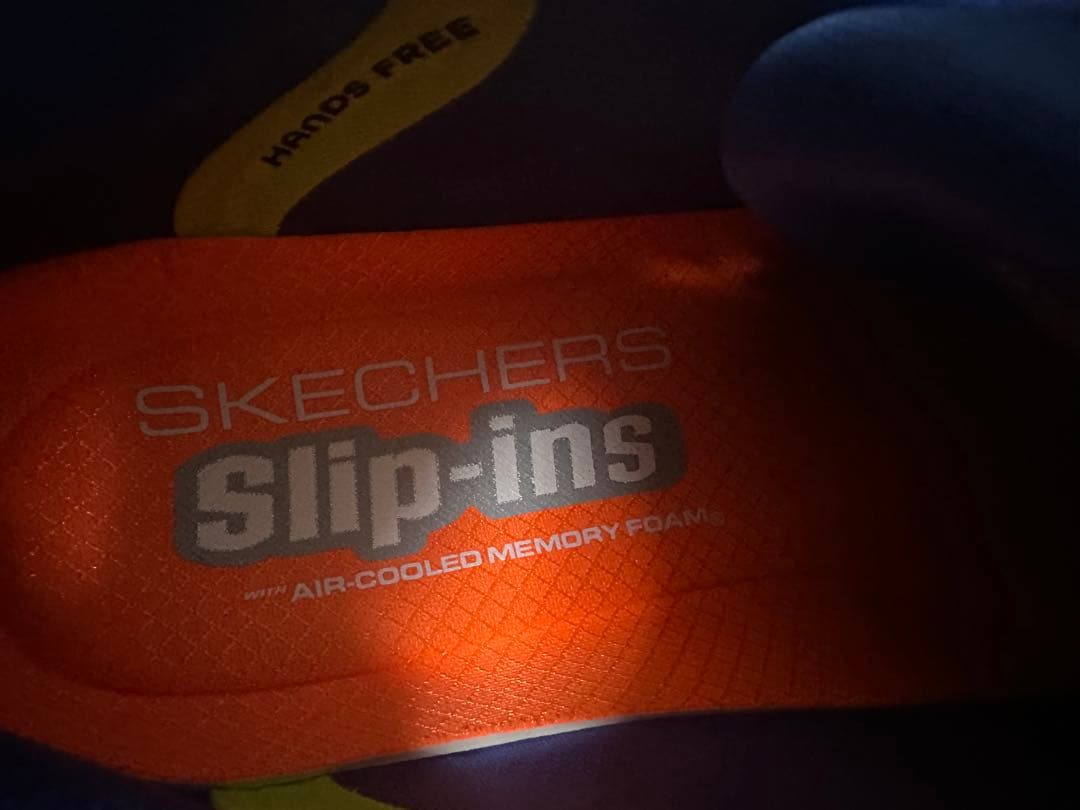 美品　SKECHERS GO RUN 軽量シューズ 27.5cm