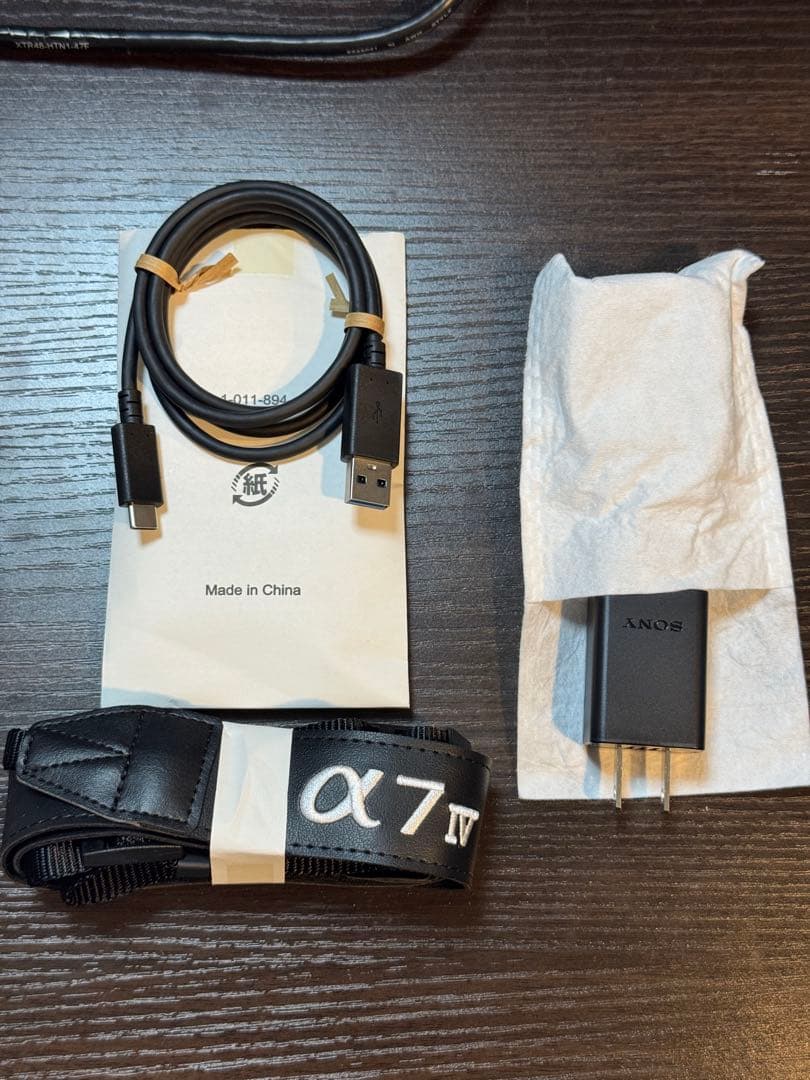 SONY α7Ⅳ本体とバッテリー2個