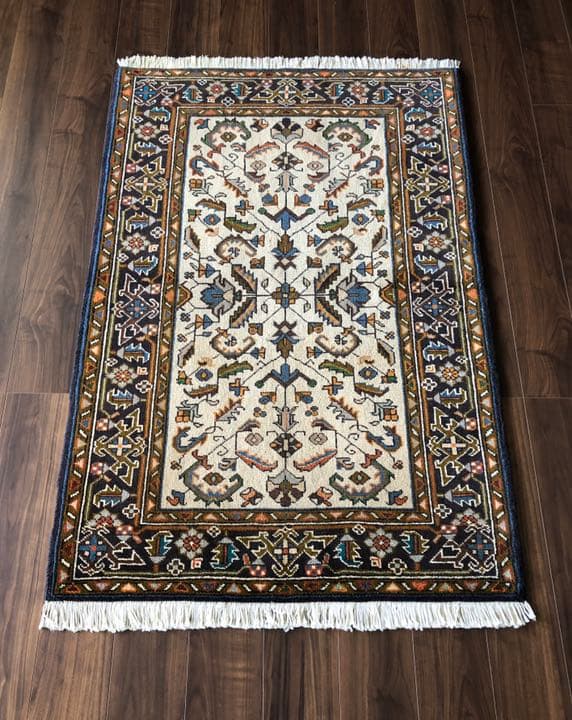 ヘリーズ産 ペルシャ絨毯 150×101cm