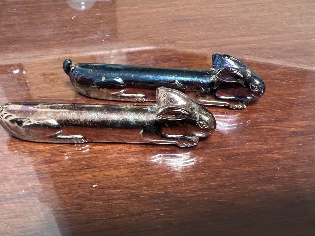 ウサギ型 金属製 箸置き 2客セット