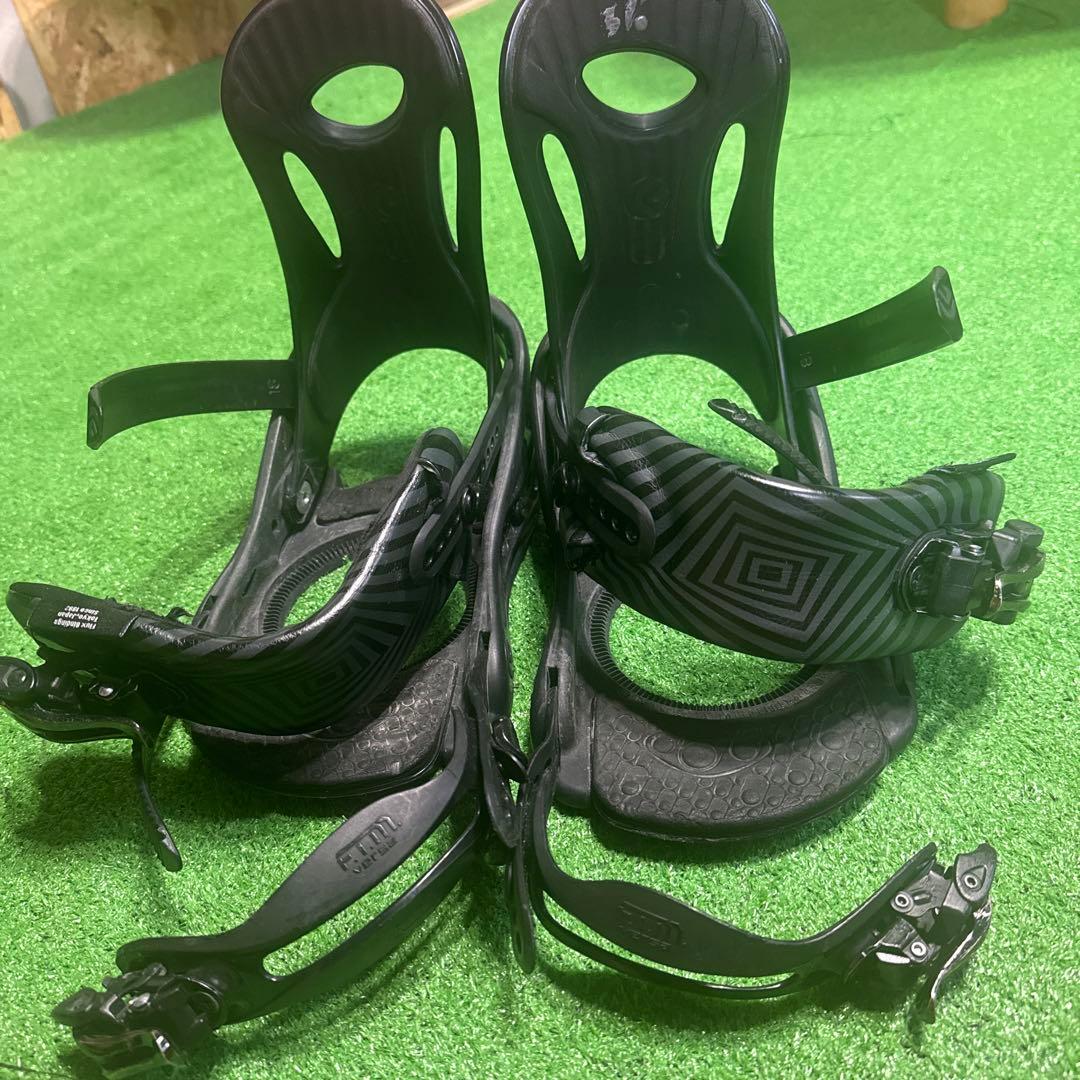 スノーボード バインディング FLUX PR