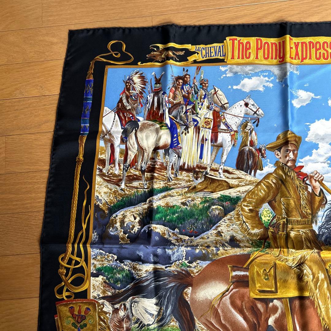 シルクスカーフ