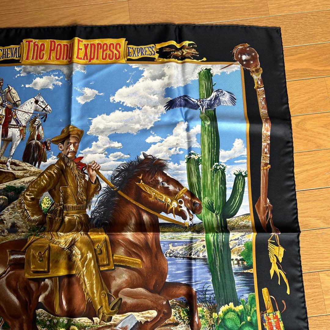 シルクスカーフ