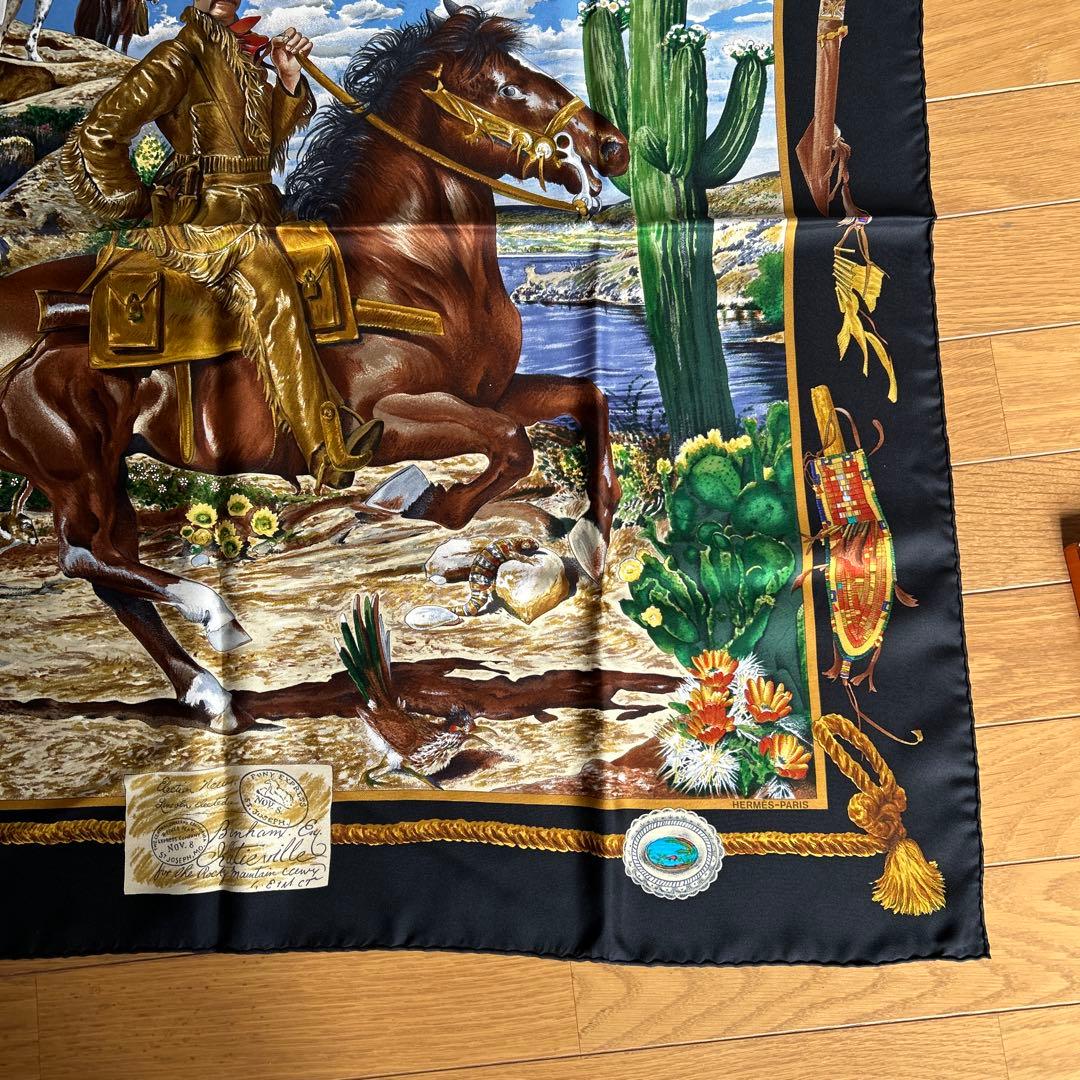 シルクスカーフ