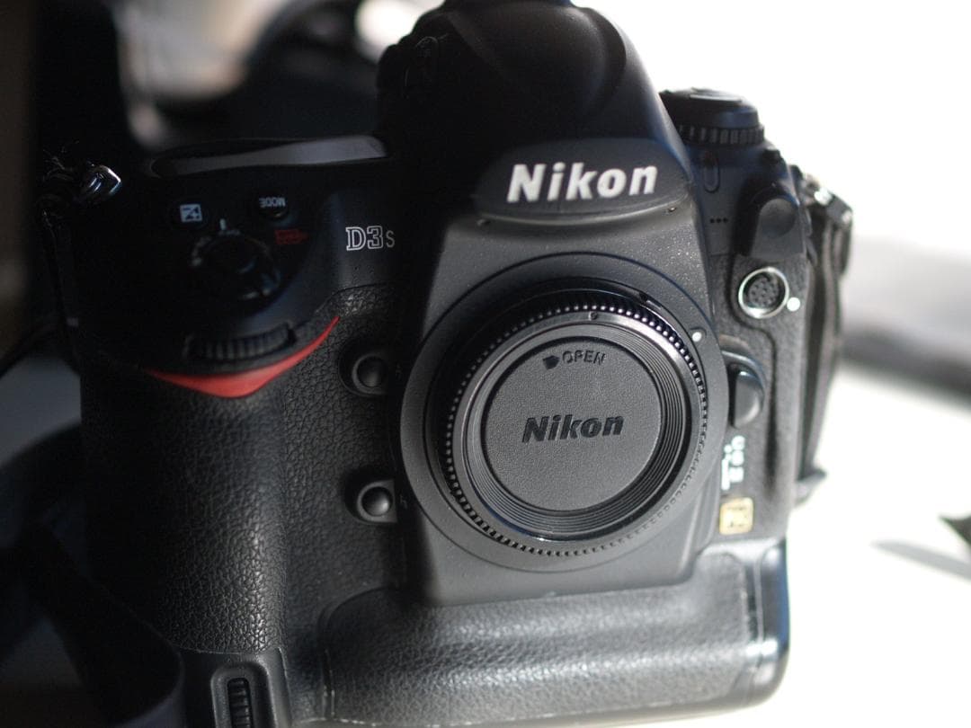 k*n様 Nikon D3S デジタル一眼レフカメラ 本体