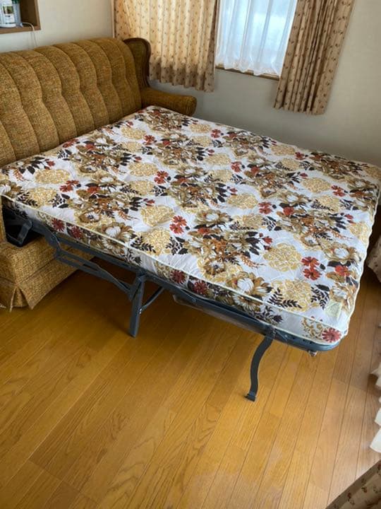 アメリカ　アンティーク3人がけ　ソファー