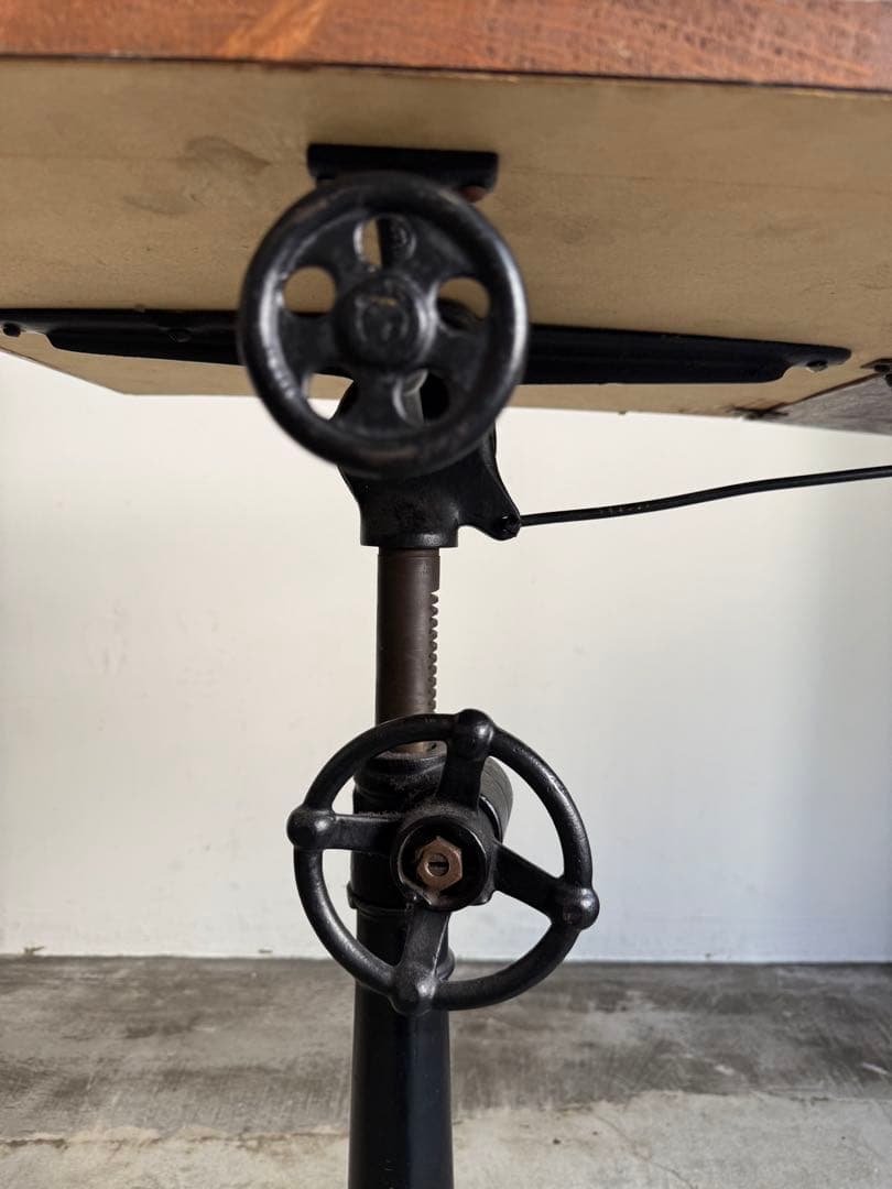 ヨーロッパアンティーク製図台（ドラフティングテーブル）作業台　折りたたみテーブル