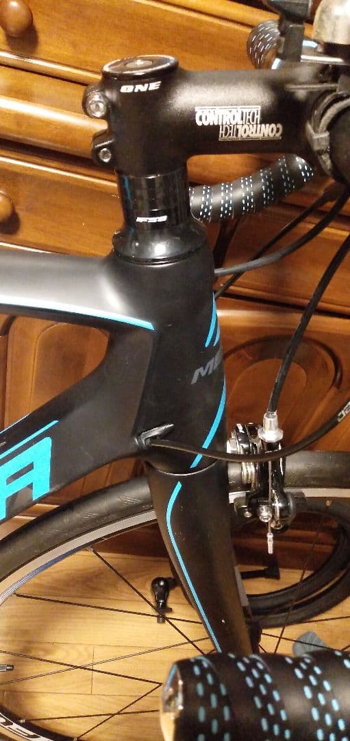 MERID RIDE 4000 カーボンフレーム　ロードバイク ブラック/ブルー