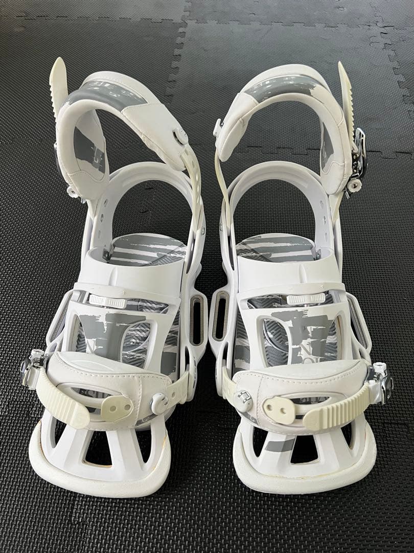 BURTON MISSION Mサイズ スノボー ビンディング EST